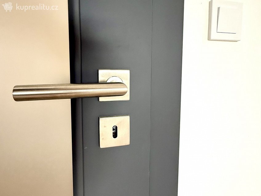 Prodej  rodinného domu 200 m^2 Velká Hleďsebe, Velká Hleďsebe 