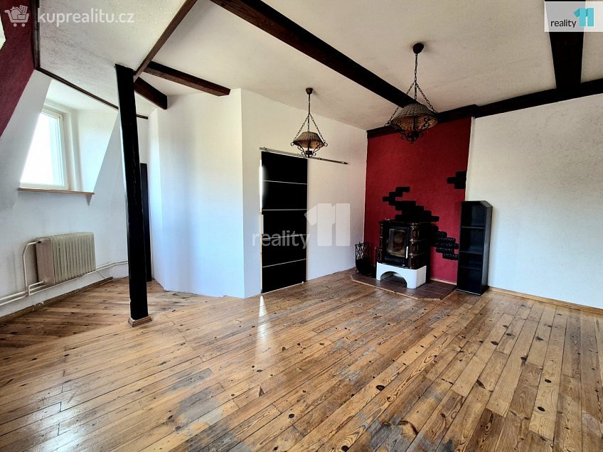 Prodej bytu 3+1 72 m^2 Jateční, Aš 