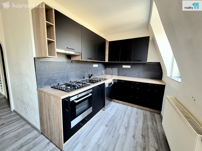 Prodej bytu 3+1 72 m^2 Jateční, Aš 