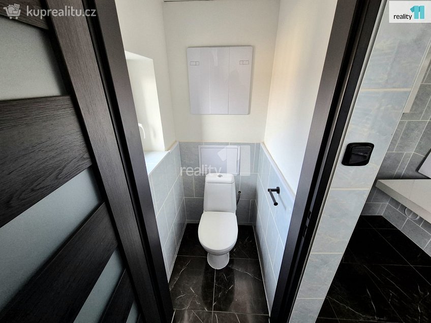 Prodej bytu 3+1 72 m^2 Jateční, Aš 