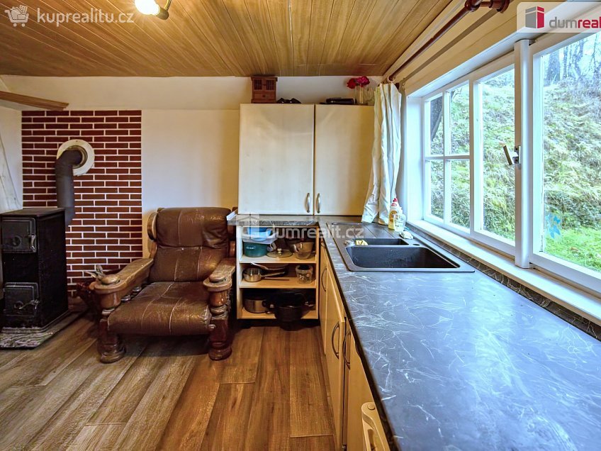 Prodej  chaty 35 m^2 Pod Kostelíčkem, Liběchov 
