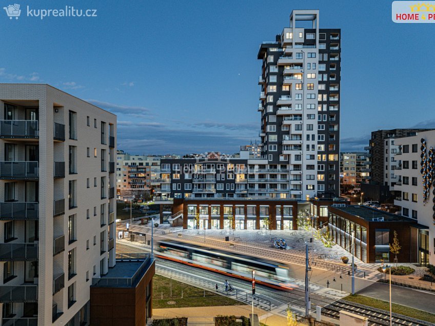 Prodej bytu 1+kk 26 m^2 Gollové, Praha 5 