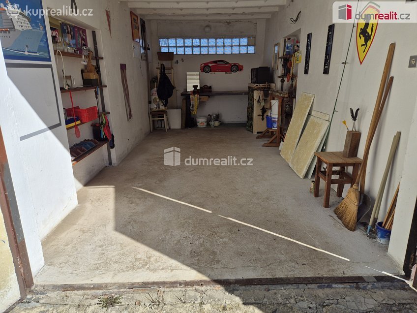 Prodej  garáže 18 m^2 Kaplice, Kaplice 