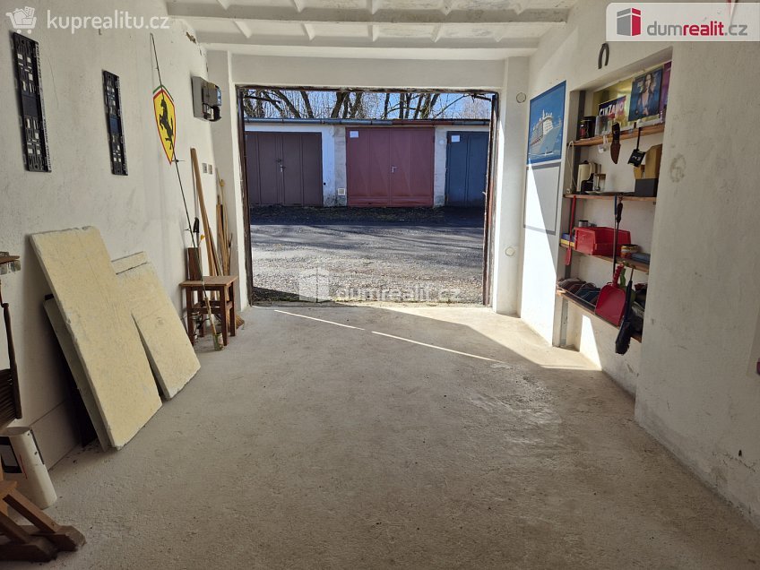Prodej  garáže 18 m^2 Kaplice, Kaplice 