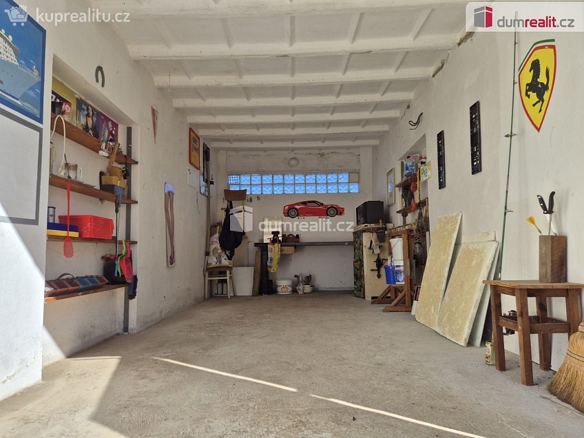 Prodej  garáže 18 m^2 Kaplice, Kaplice 