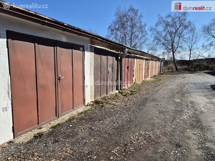 Prodej  garáže 18 m^2 Kaplice, Kaplice 