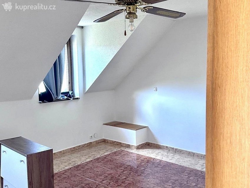 Pronájem bytu 2+kk 100 m^2 Polní, Drmoul 