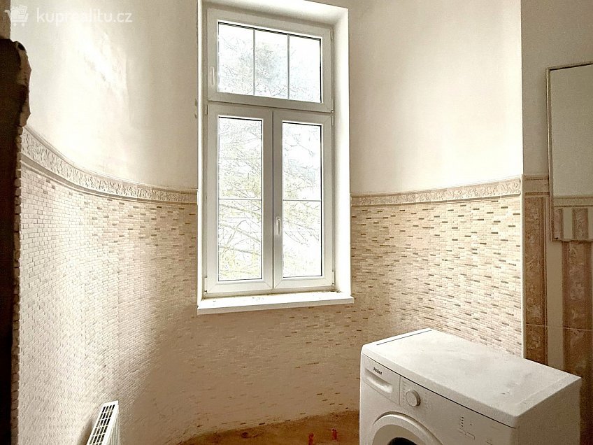 Prodej bytu 2+kk 64 m^2 Ruská 338, Mariánské Lázně 