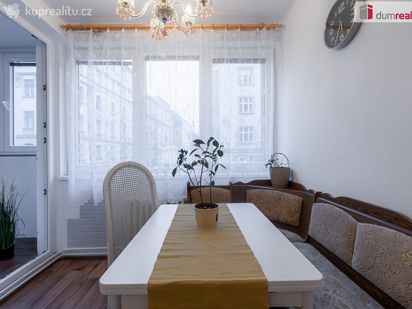 Prodej bytu 3+1 81 m^2 Žitomírská, Praha 10 