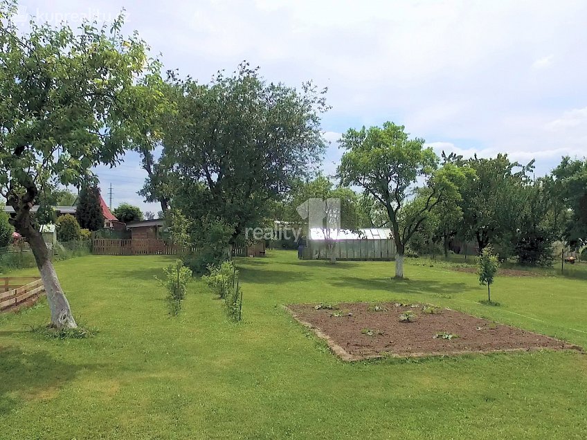 Prodej  stavebního pozemku 1068 m^2 Za Jatkami, Svitavy 