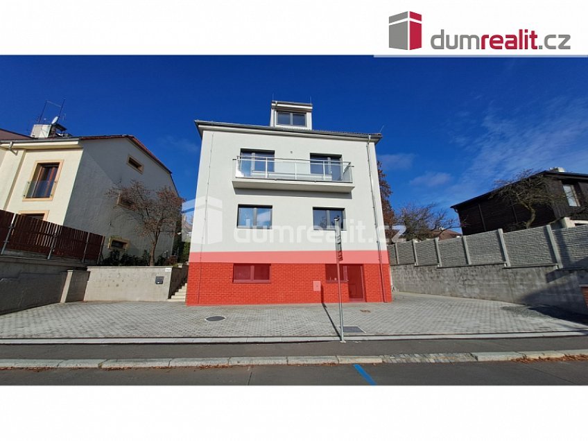 Pronájem bytu 2+1 68 m^2 Nad pískovnou, Praha 4 