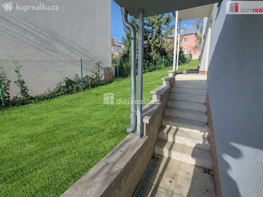 Pronájem bytu 2+1 68 m^2 Nad pískovnou, Praha 4 