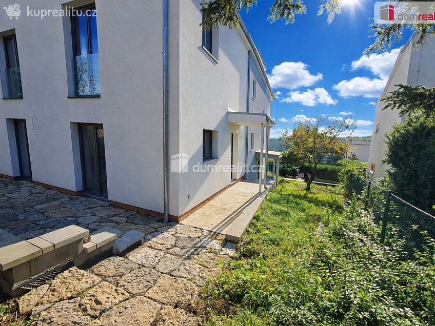 Pronájem bytu 2+1 68 m^2 Nad pískovnou, Praha 4 