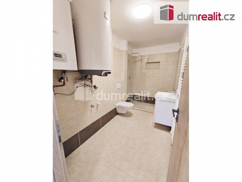 Pronájem bytu 2+1 68 m^2 Nad pískovnou, Praha 4 