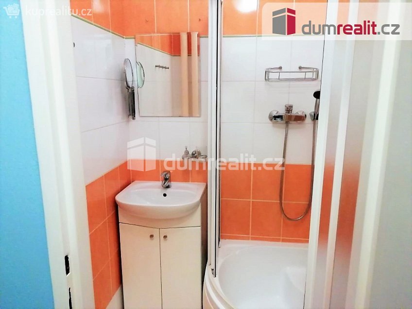 Pronájem bytu 1+1 38 m^2 nám. Mládežníků, Kralupy nad Vltavou 