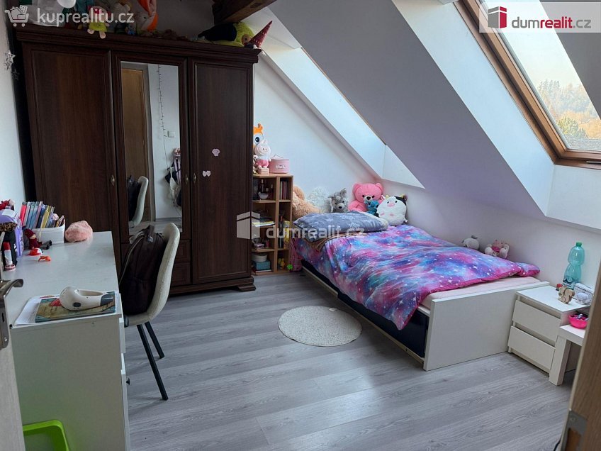 Pronájem bytu 3+kk 65 m^2 Libež, Libež 