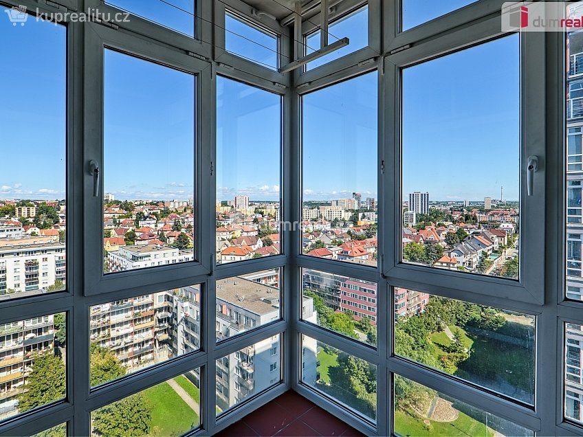 Prodej bytu 3+kk 78 m^2 Vinohradská, Praha 10 