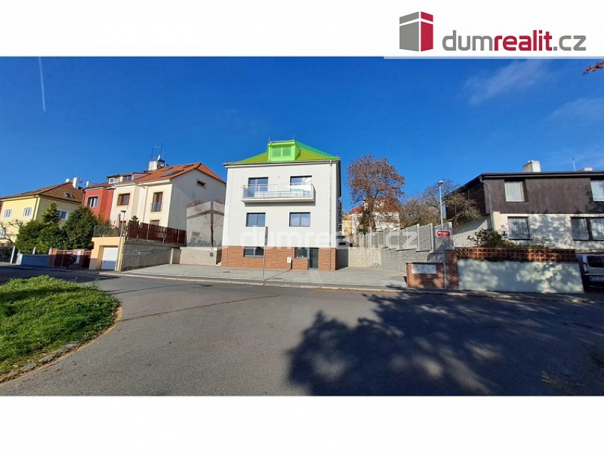 Pronájem bytu 1+kk 74 m^2 Nad pískovnou, Praha 4 