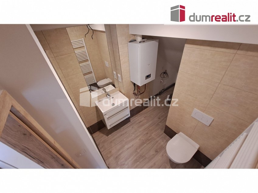 Pronájem bytu 1+kk 74 m^2 Nad pískovnou, Praha 4 