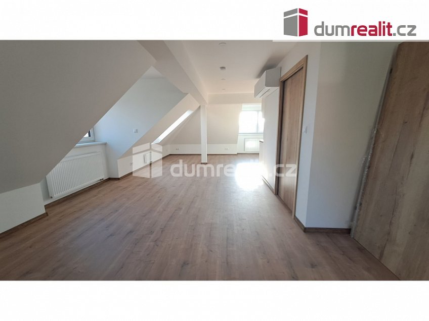 Pronájem bytu 1+kk 74 m^2 Nad pískovnou, Praha 4 