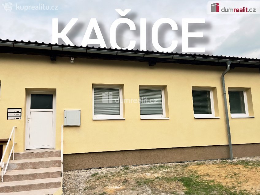 Pronájem bytu 1+kk 18 m^2 K zahradě, Kačice 