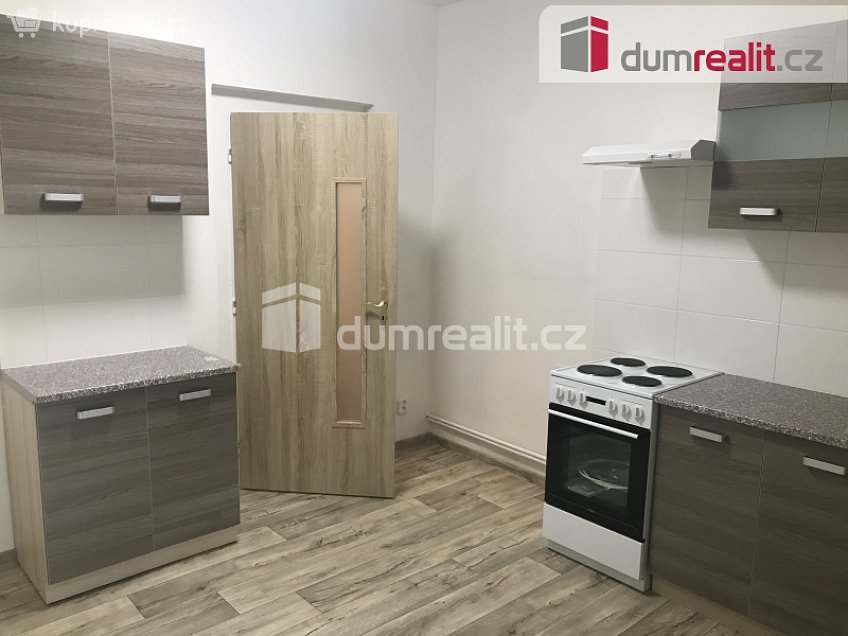 Pronájem bytu - pokoj 17 m^2 Generála Janouška, Praha 14 