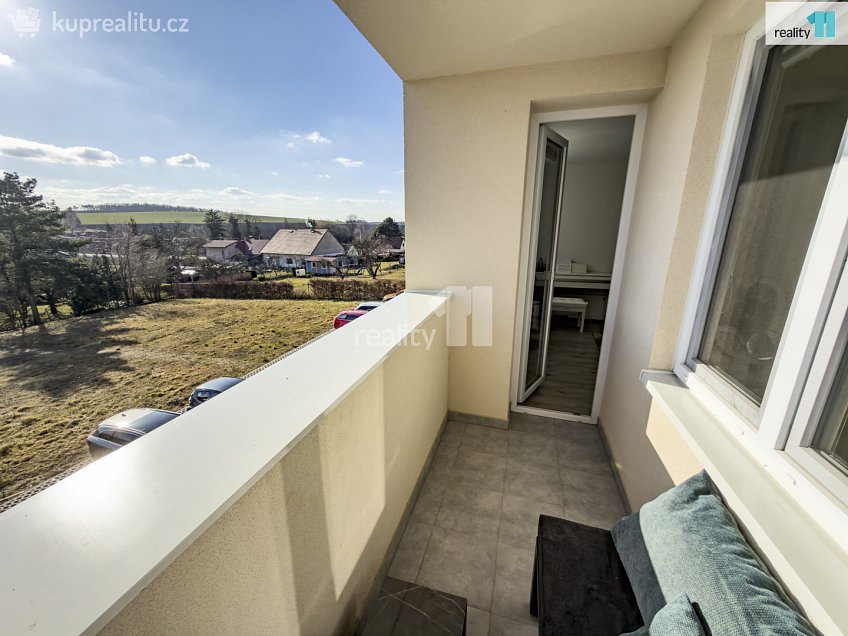 Prodej bytu 3+kk 64 m^2 Lošany, Lošany 