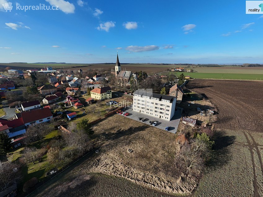 Prodej bytu 3+kk 64 m^2 Lošany, Lošany 