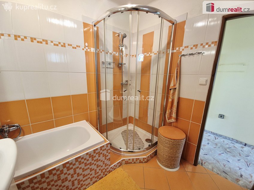 Prodej  rodinného domu 230 m^2 Malšské údolí, Kaplice 