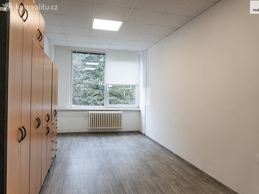 Pronájem  kanceláře 18 m^2 Podolí, Ledeč nad Sázavou 