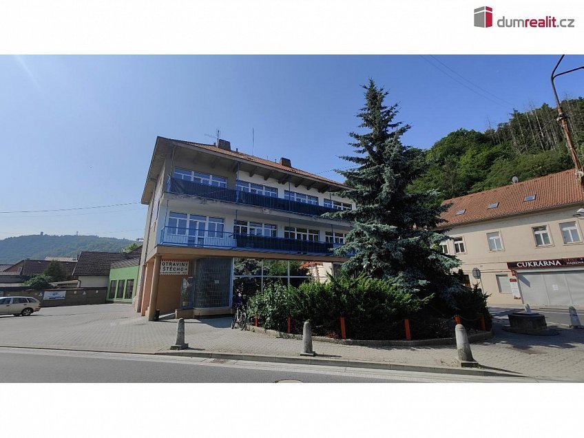 Pronájem bytu 2+kk 64 m^2 Hlavní, Štěchovice 