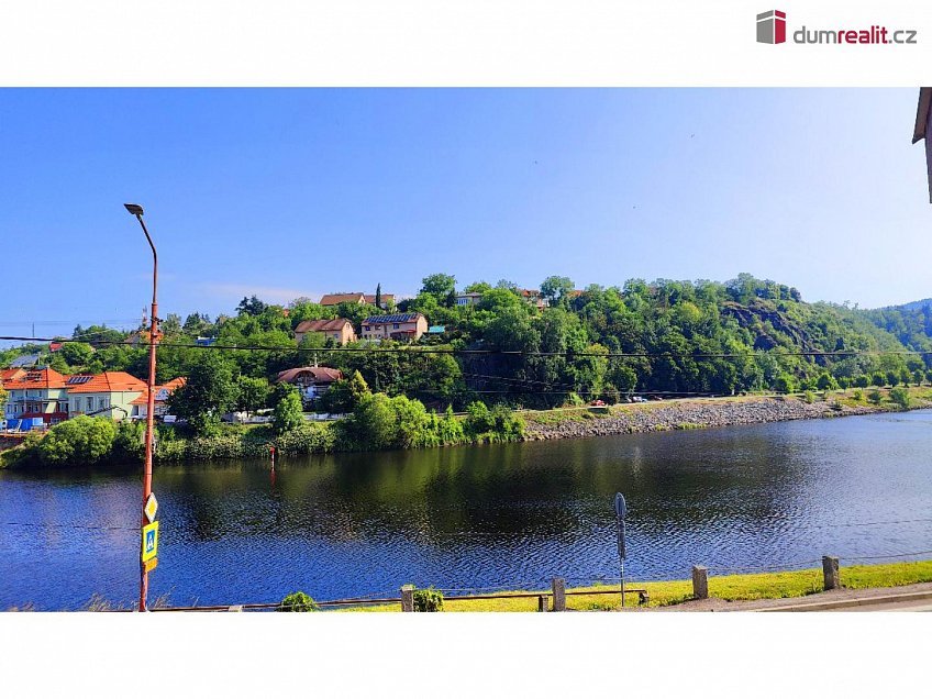 Pronájem bytu 2+kk 64 m^2 Hlavní, Štěchovice 