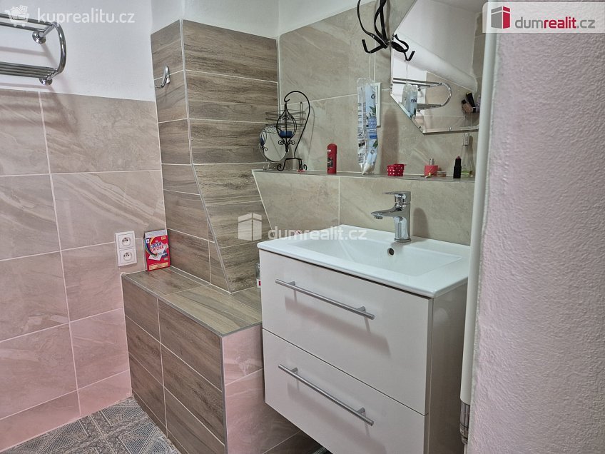 Prodej  rodinného domu 160 m^2 Olešnice, Olešnice 