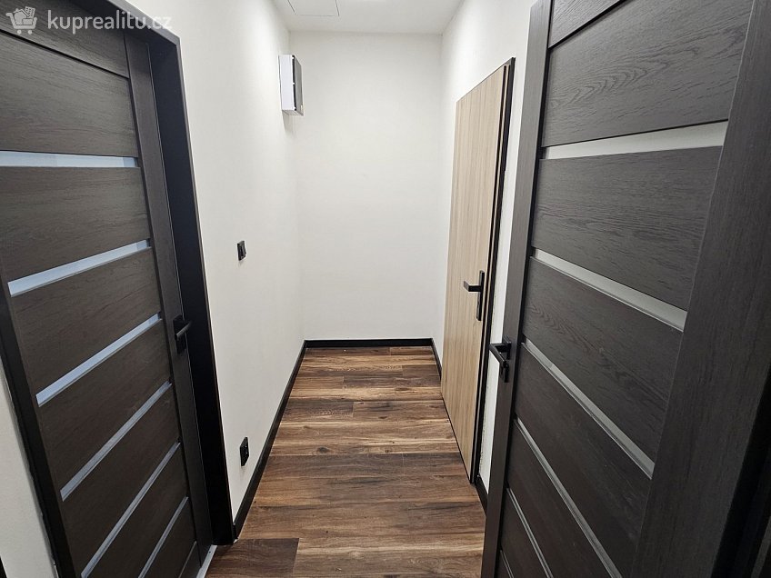 Pronájem bytu 2+kk 38 m^2 Husova 156, Mariánské Lázně 