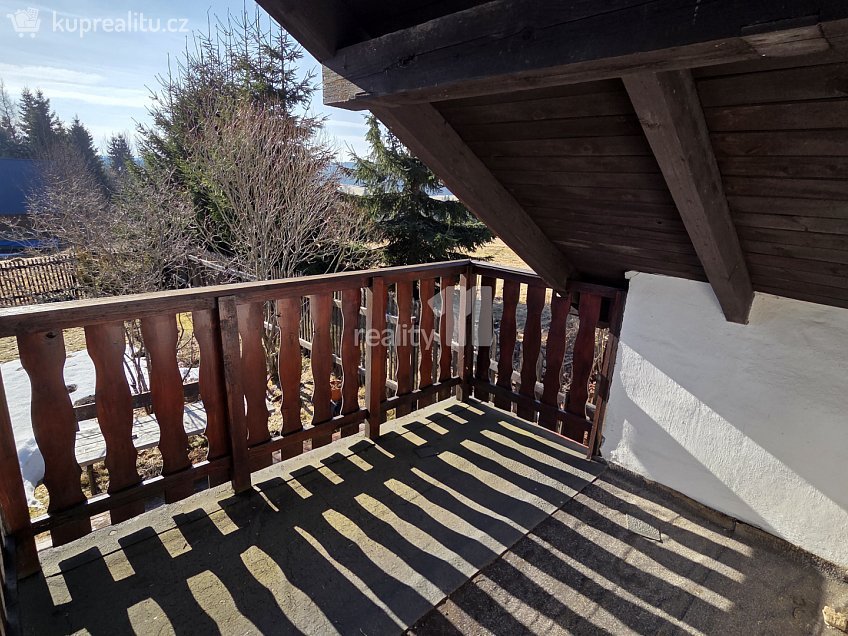 Prodej  chalupy 1463 m^2 Lesní, Horní Blatná 
