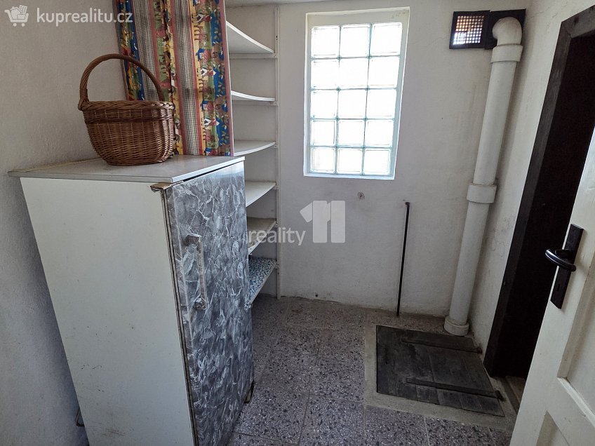 Prodej  chalupy 1463 m^2 Lesní, Horní Blatná 