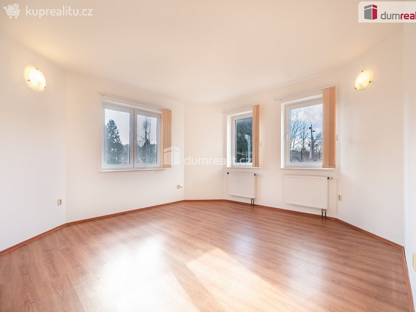 Prodej  rodinného domu 253 m^2 Dolní Třebonín, Dolní Třebonín 