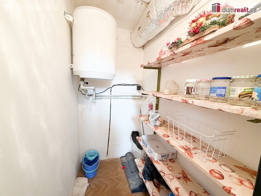 Prodej bytu 3+1 80 m^2 Palackého, Chotětov 