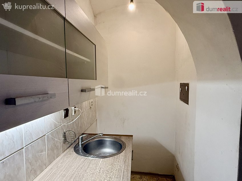 Pronájem bytu 1+kk 37 m^2 Jindřicha z Lipé, Česká Lípa 