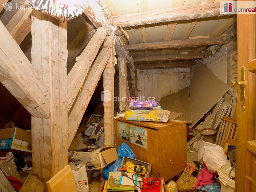 Prodej  rodinného domu 140 m^2 Valkeřická, Verneřice 