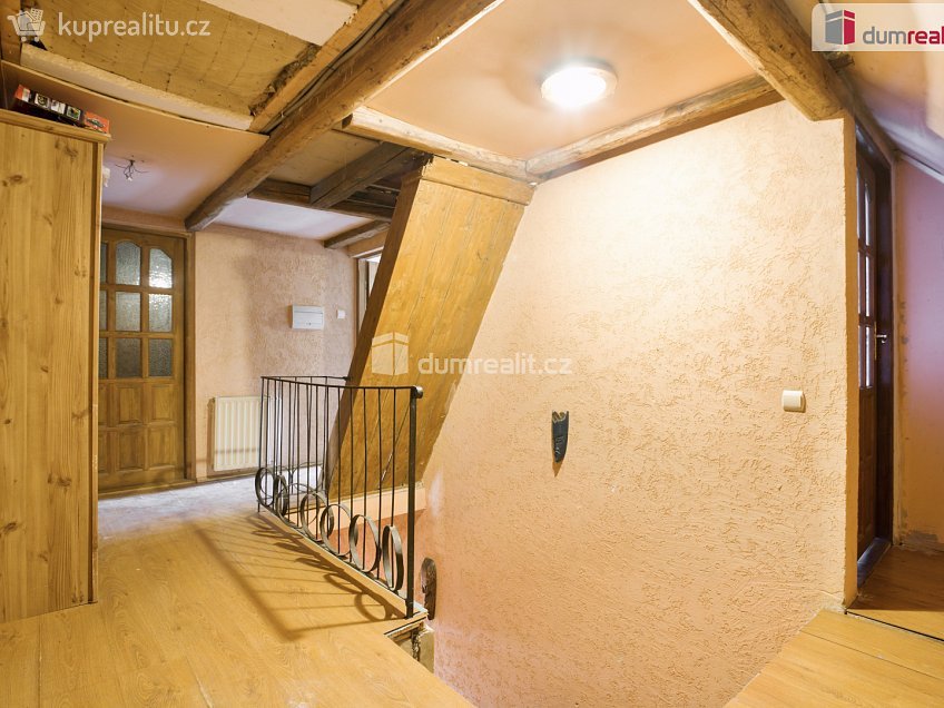 Prodej  rodinného domu 140 m^2 Valkeřická, Verneřice 