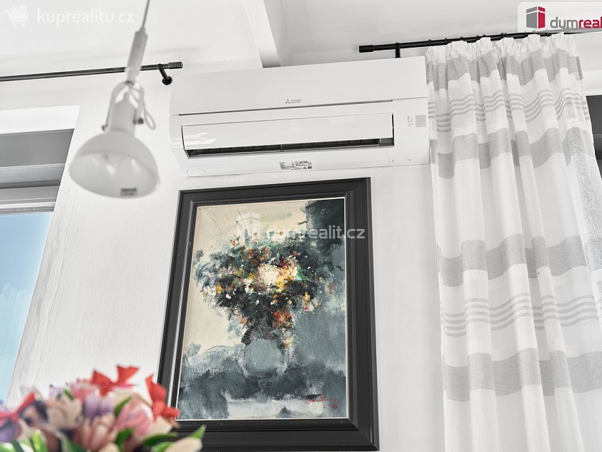 Prodej bytu 4+1 92 m^2 Příčná, Karlovy Vary 