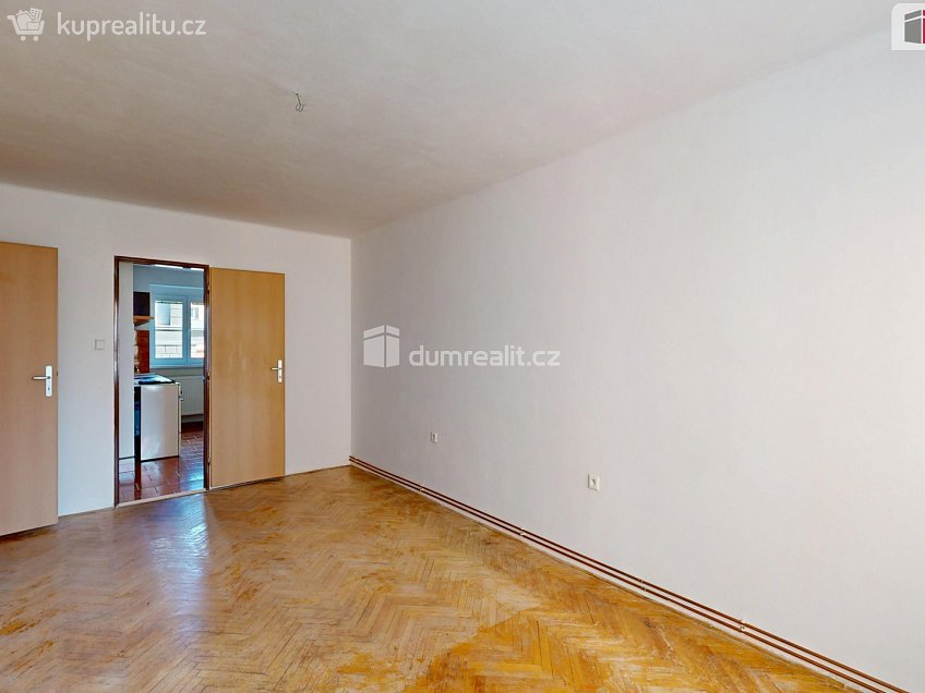 Prodej bytu 1+1 51 m^2 náměstí Svaté Hedviky, Opava 