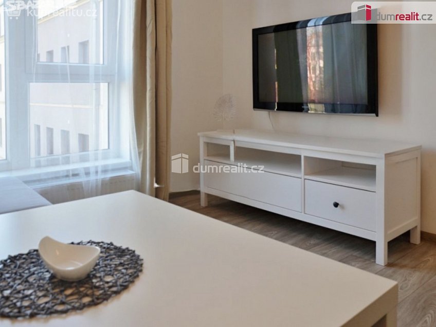 Pronájem bytu 1+1 34 m^2 Paní Zdislavy, Česká Lípa 