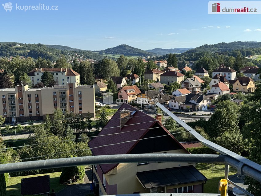 Pronájem bytu 3+1 63 m^2 Železniční, Český Krumlov 