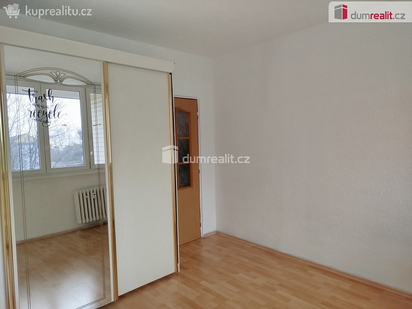 Prodej bytu 3+1 69 m^2 Vintířov, Vintířov 