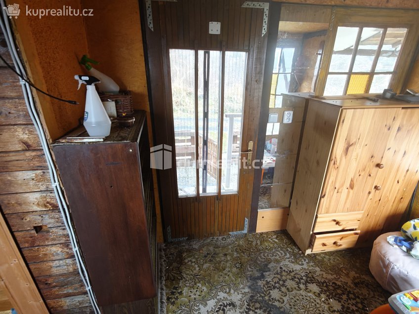 Prodej  chaty 25 m^2 Děčín, Děčín 