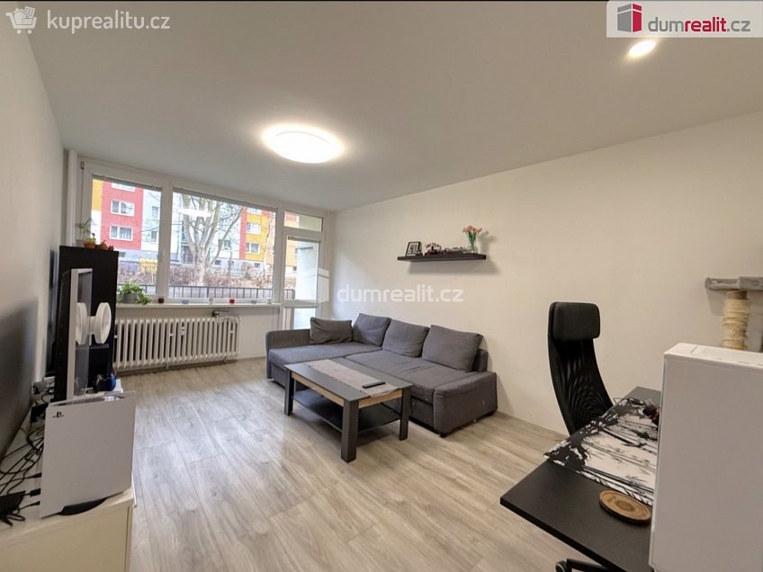 Prodej bytu 2+1 64 m^2 Tolstého, Ústí nad Labem 