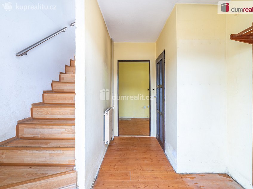 Prodej  rodinného domu 614 m^2 Karlovice, Karlovice 