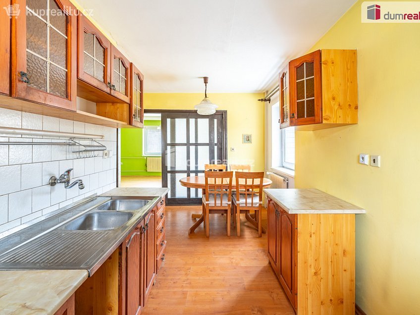 Prodej  rodinného domu 614 m^2 Karlovice, Karlovice 